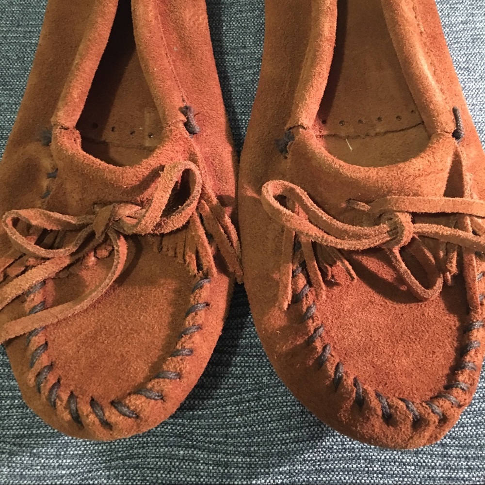 Minnetonka women’s moccasins